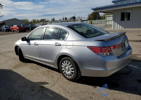 2011 Honda Accord Lx z USA, uszkodzony, nr VIN 1HGCP2F3XBA027663